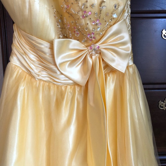 Alfred Angelo - Picture 7 of 13